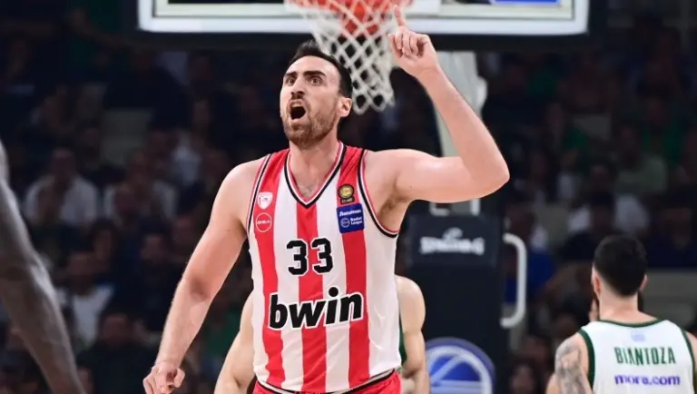 Παναθηναϊκός – Ολυμπιακός 84-89: «Θρυλικό» break και προβάδισμα τίτλου