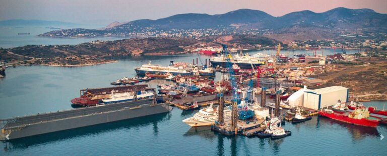 Εργατικό δυστύχημα με έναν νεκρό σε ταχύπλοο της SeaJets στα Ναυπηγεία Σαλαμίνας – Καταγγελίες από τη ΠΝΟ και τα κόμματα της αντιπολίτευσης για έλλειψη μέτρων ασφαλείας Εργατικό δυστύχημα με έναν νεκρό σε ταχύπλοο της SeaJets στα Ναυπηγεία Σαλαμίνας – Καταγγελίες από τη ΠΝΟ και τα κόμματα της αντιπολίτευσης για έλλειψη μέτρων ασφαλείας