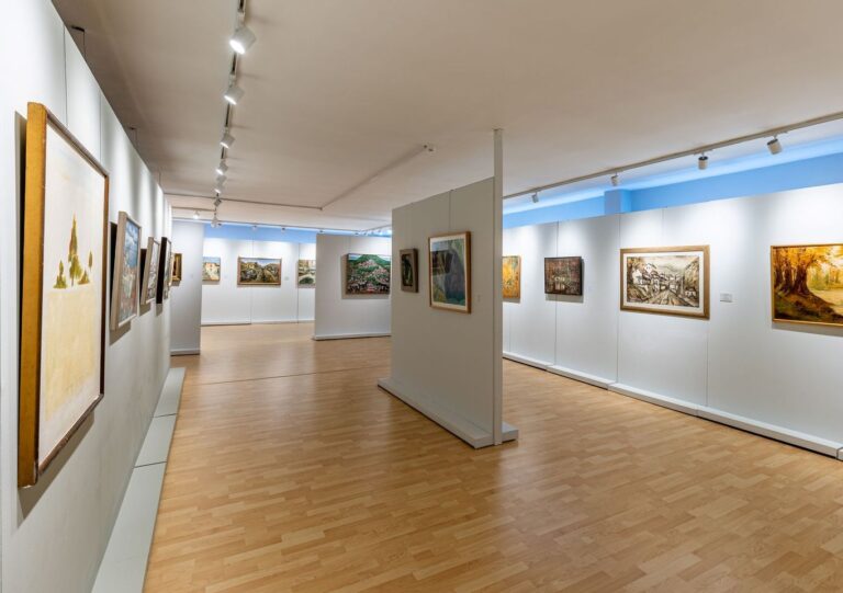 Ανοιχτές για το κοινό οι  νέες θεματικές εκθέσεις της Δημοτικής Πινακοθήκης Νίκαιας- Αγ.Ι. Ρέντη «Ντίνος Κατσαφάνας»